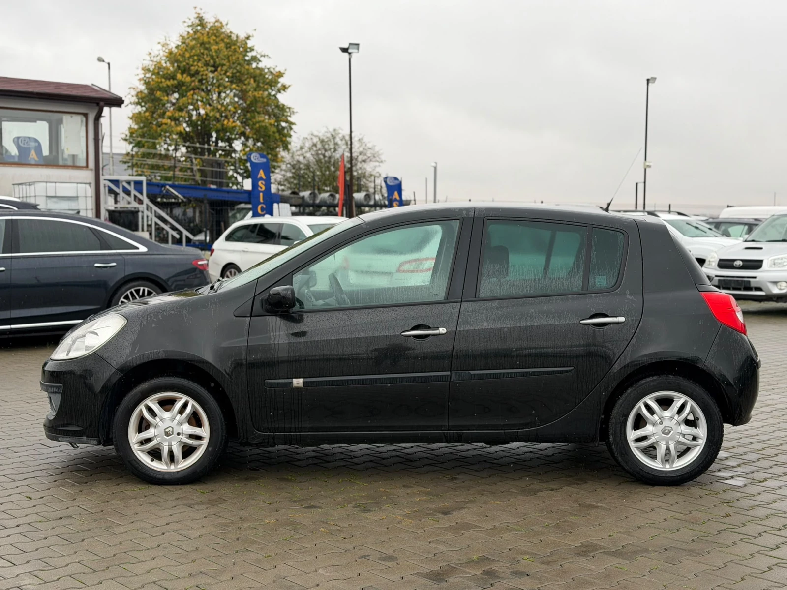 Renault Clio / 1.2I / , снимка 2 - Автомобили и джипове - 56740379