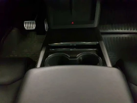 Tesla Model X PLAID/1020HP/TRI-MOTORS/6SEATS/360/622v, снимка 9