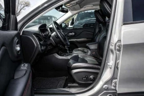 Jeep Cherokee * Trailhawk | Gps| SiriusXM| BkpCam| HtdSeats| Dri, снимка 10