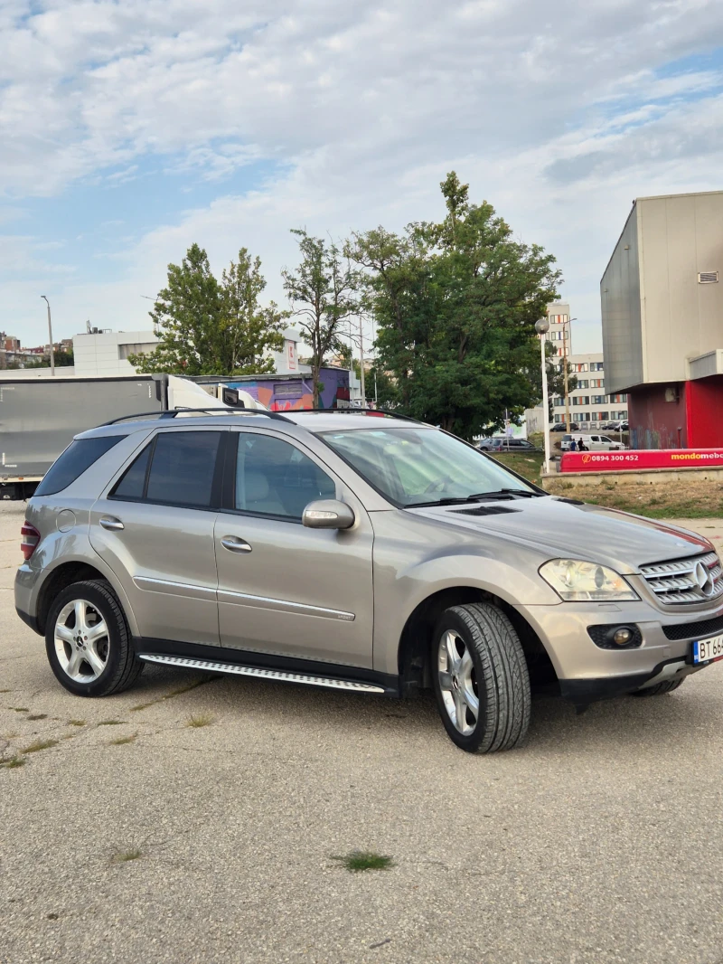 Mercedes-Benz ML 320, снимка 4 - Автомобили и джипове - 46982386