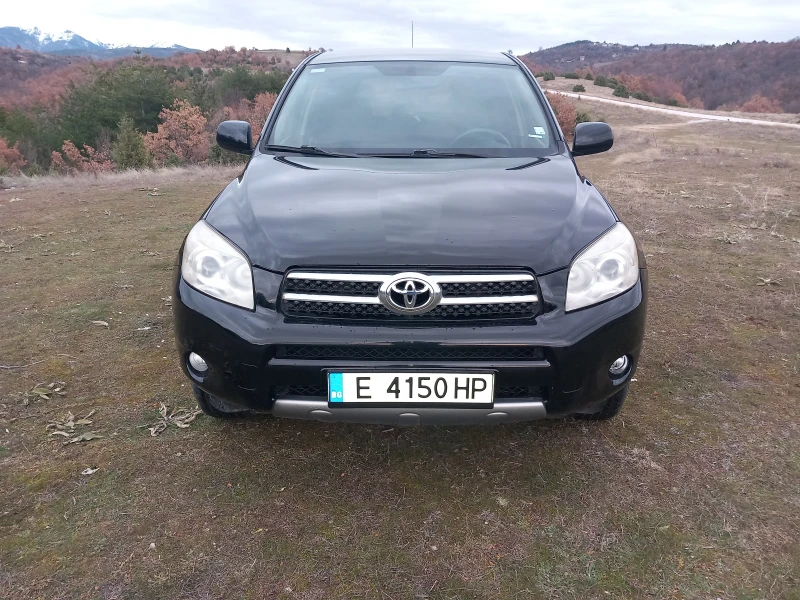 Toyota Rav4 136кс навигация , снимка 1 - Автомобили и джипове - 48418625