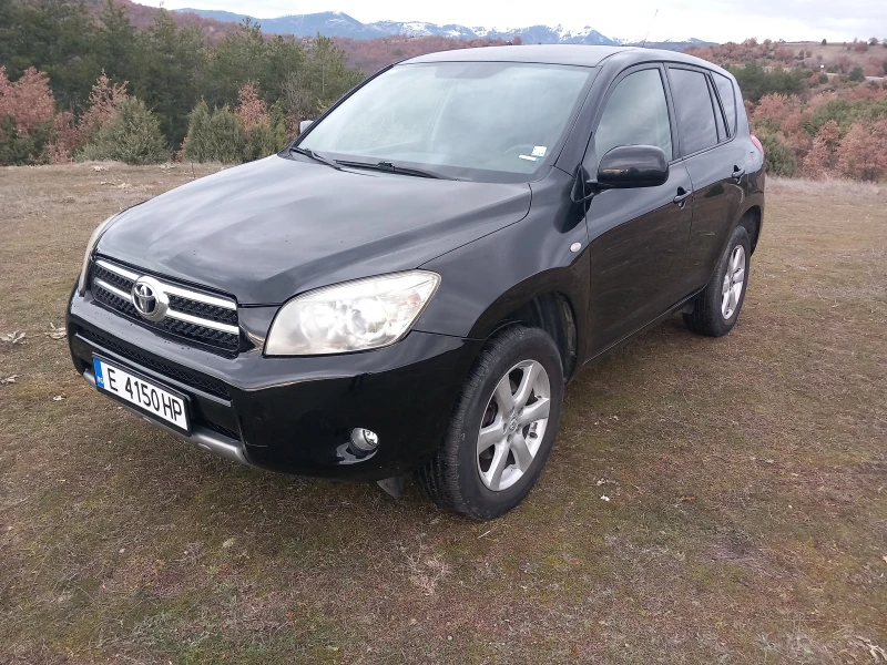 Toyota Rav4 136кс навигация , снимка 2 - Автомобили и джипове - 48418625