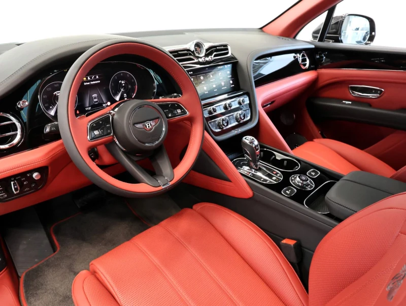 Bentley Bentayga V8 EWB NAIM HEAD UP PANO 360 CAMERA , снимка 9 - Автомобили и джипове - 51508563