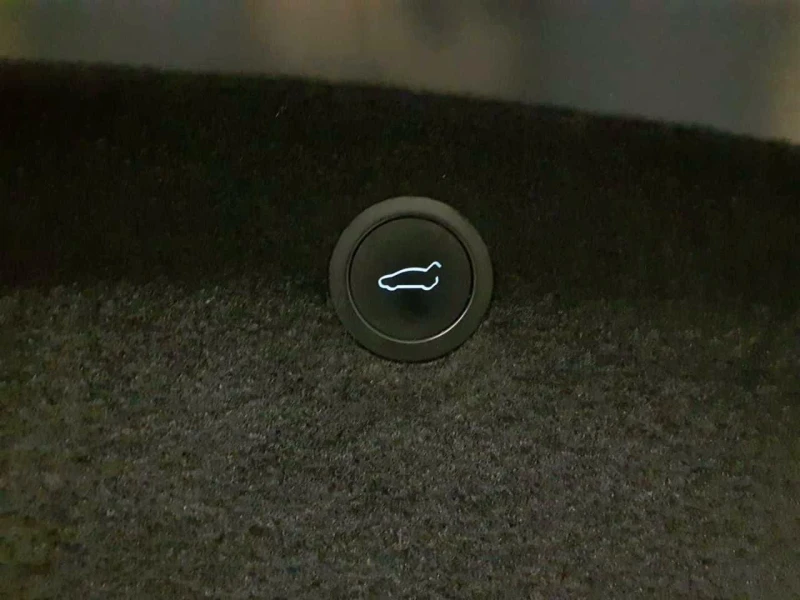 Tesla Model X PLAID/1020HP/TRI-MOTORS/6SEATS/360/622v, снимка 4 - Автомобили и джипове - 50697734