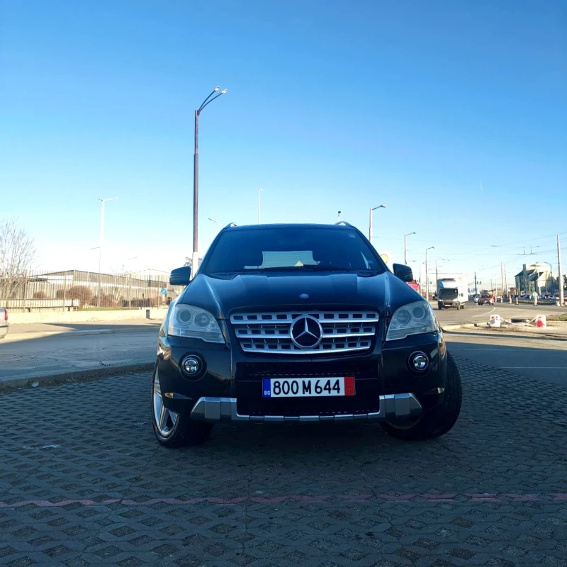 Mercedes-Benz ML 350 BlueTEC* 4MATIC* AMG* Designo* Airmatic* Keyless , снимка 2 - Автомобили и джипове - 53353504