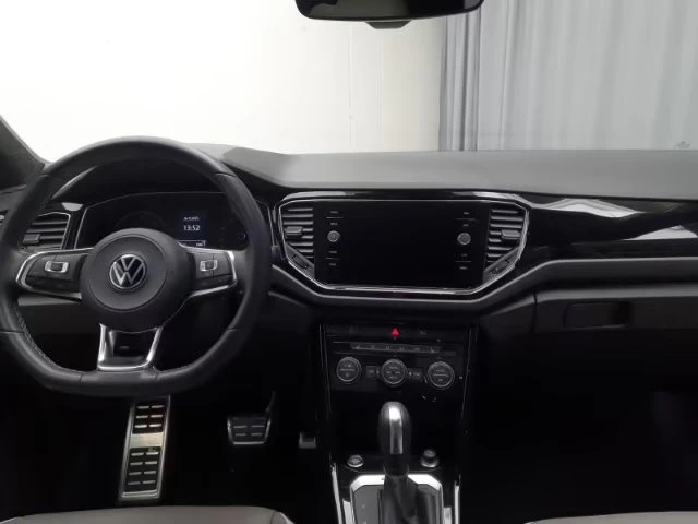 VW T-Roc 2.0TDI/R-DESIGN/150HP/4X4/PANO/LED/CAM/KLESS/604z, снимка 6 - Автомобили и джипове - 55280983
