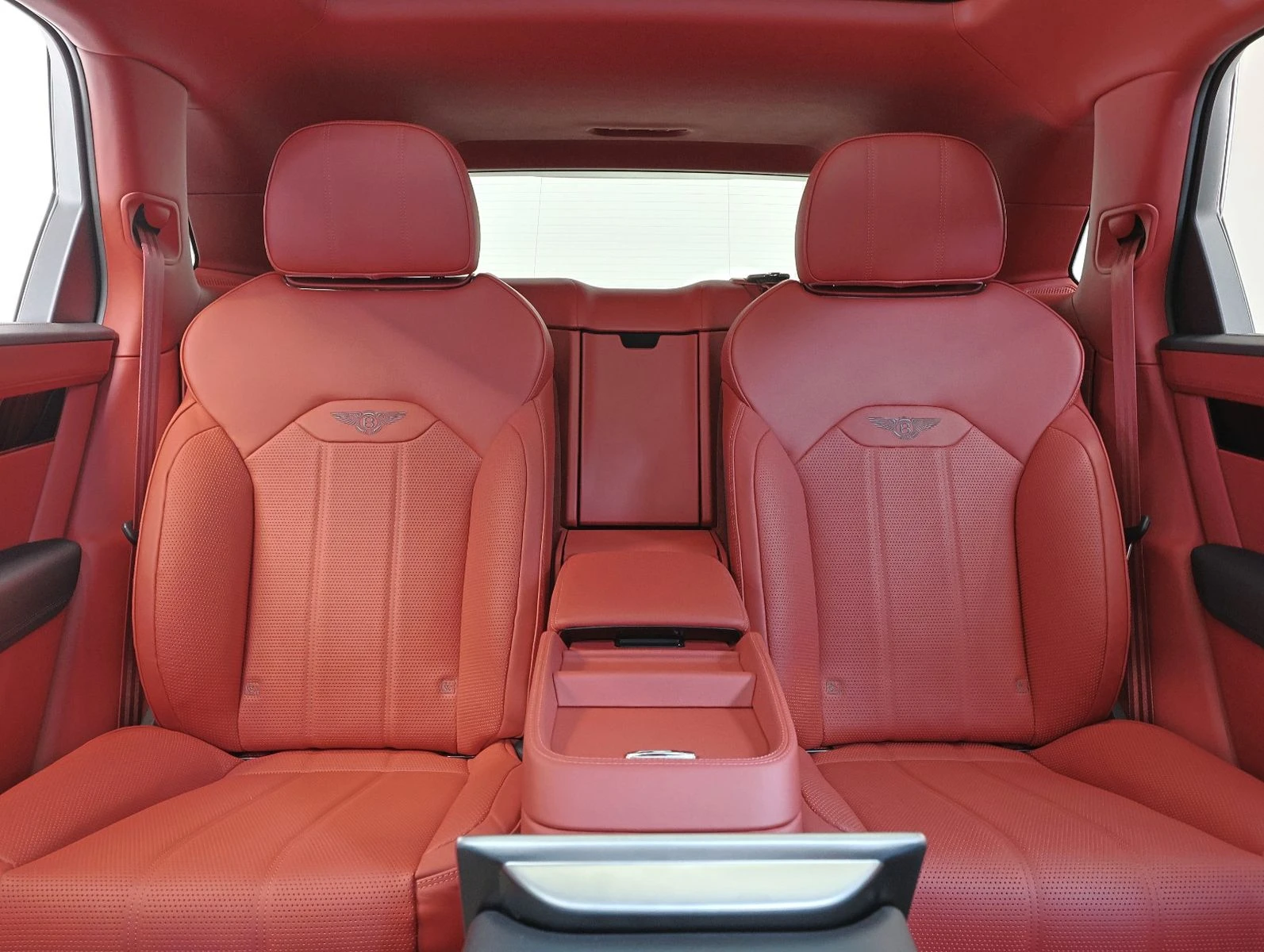 Bentley Bentayga V8 EWB NAIM HEAD UP PANO 360 CAMERA  | Mobile.bg   14