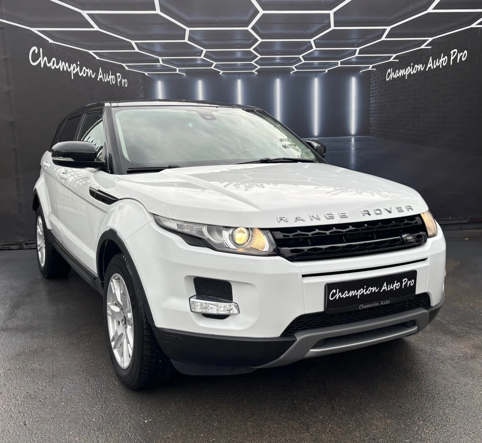 Land Rover Evoque 2.2D - изображение 2