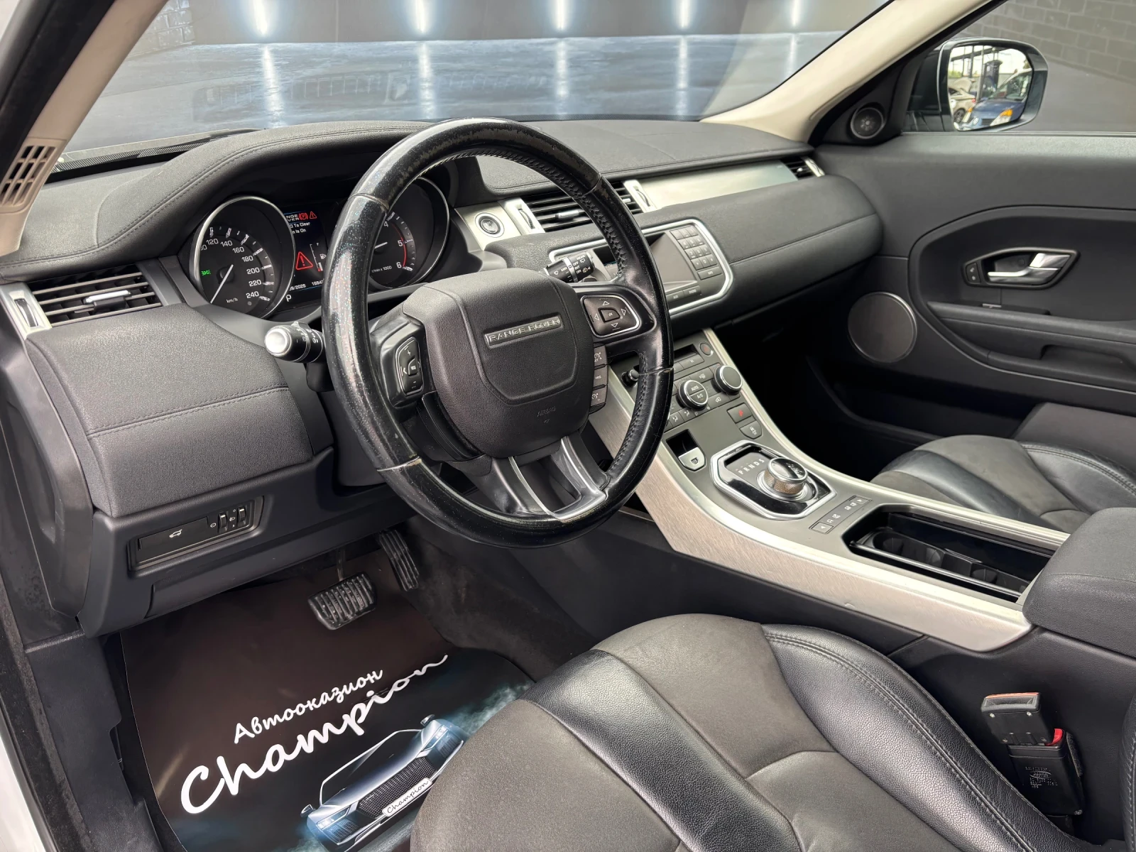 Land Rover Evoque 2.2D - изображение 6