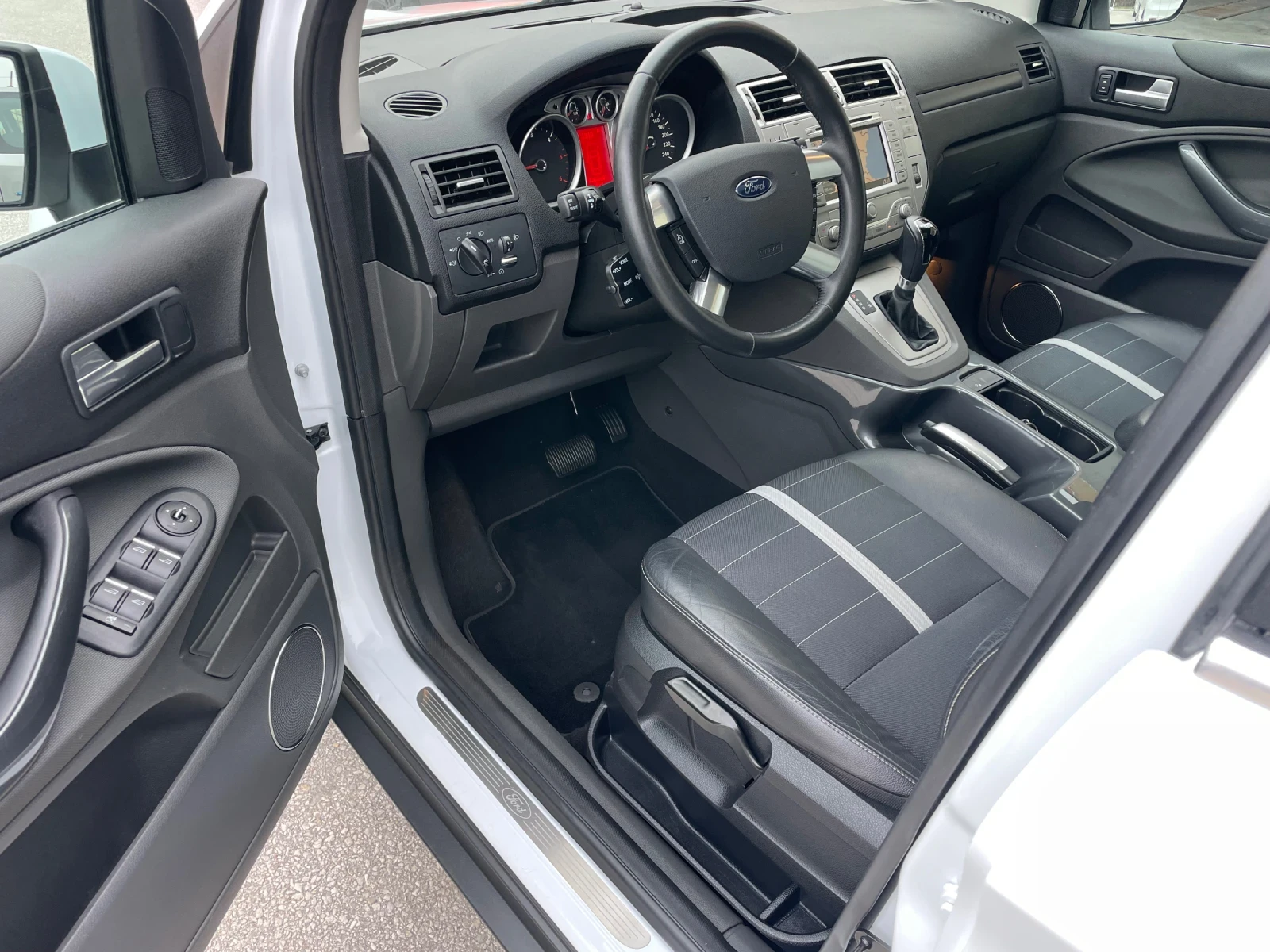 Ford Kuga 2.0TDCI 163к.с. 4х4 TITANIUM FULL ГЕРМАНИЯ - изображение 10