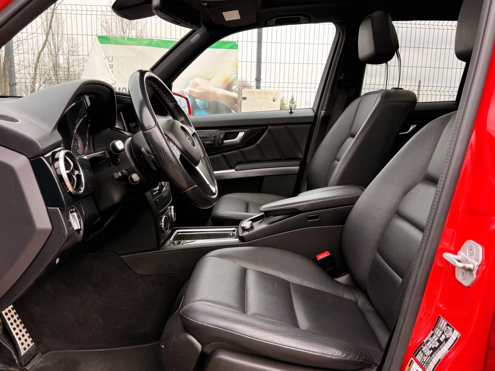 Mercedes-Benz GLK 350 AMG Pack 4MATIC Panorama  - изображение 8