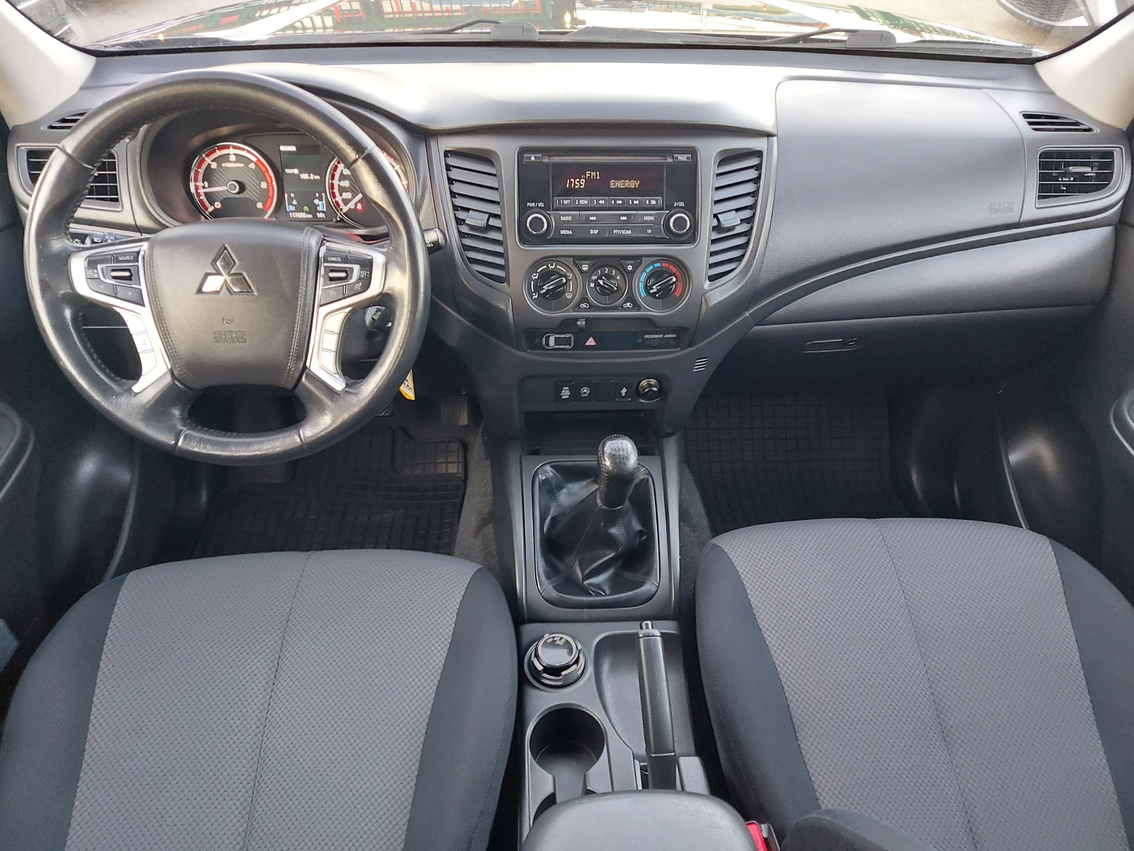 Mitsubishi L200 * DK* 2.2 DI-D* Intence* 4 WD* 6 MT* 117 600 км!, снимка 9 - Автомобили и джипове - 53785684
