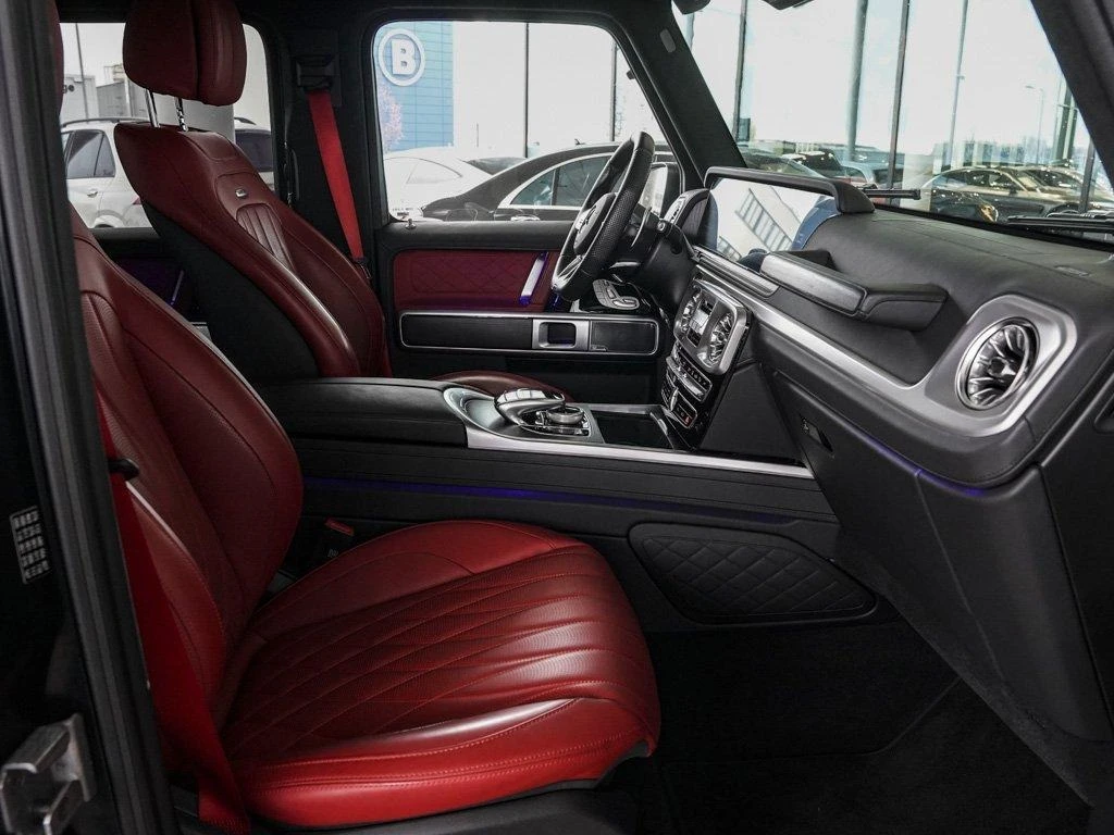 Mercedes-Benz G 63 AMG 4-MATIC/NIGHT/MAGNO/BURM/EXCLUSIV/360/, снимка 10 - Автомобили и джипове - 53824174