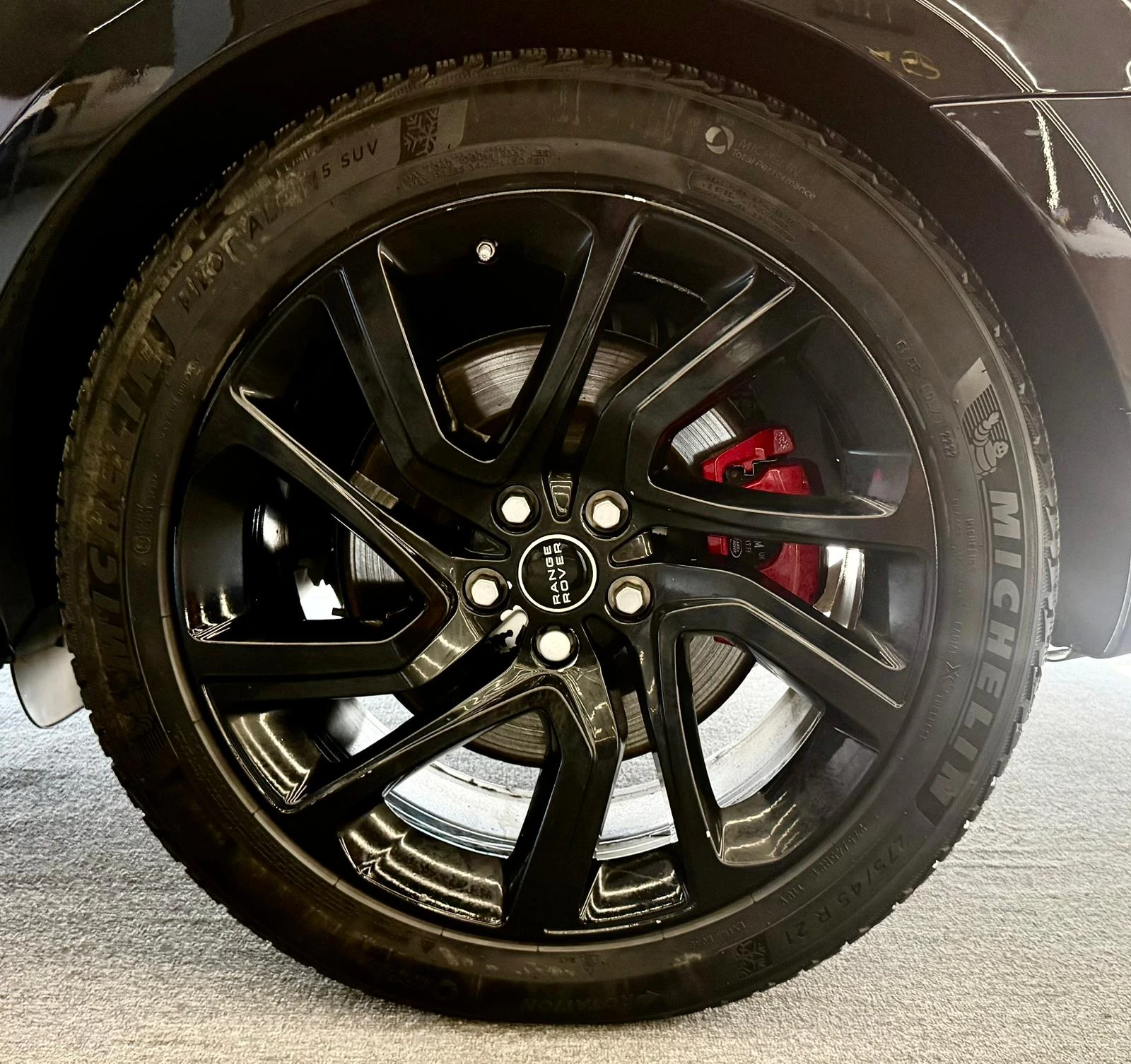 Land Rover Range Rover Sport P525* V8 Supercharged* Панорама * 360 * Лизинг, снимка 14 - Автомобили и джипове - 53877296