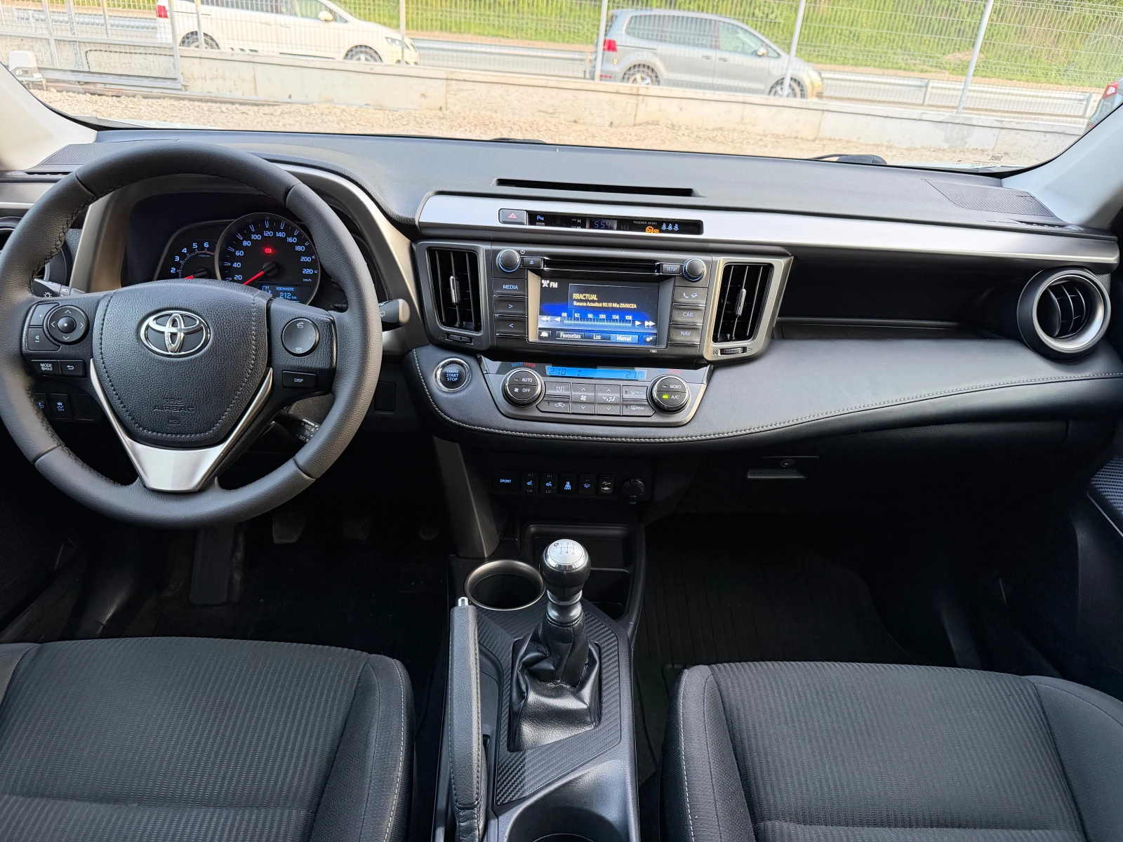 Toyota Rav4 2.0D4D* TOP* 11.09.2015* 4x4, снимка 8 - Автомобили и джипове - 54335658