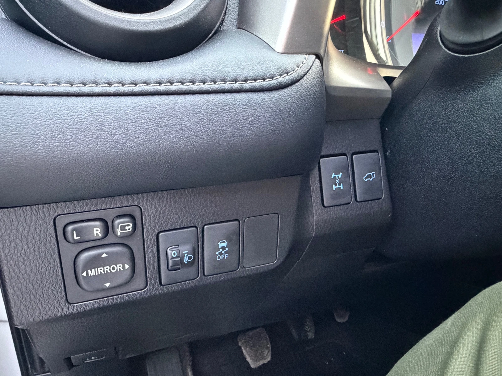 Toyota Rav4 2.0D4D* TOP* 11.09.2015* 4x4, снимка 10 - Автомобили и джипове - 54335658