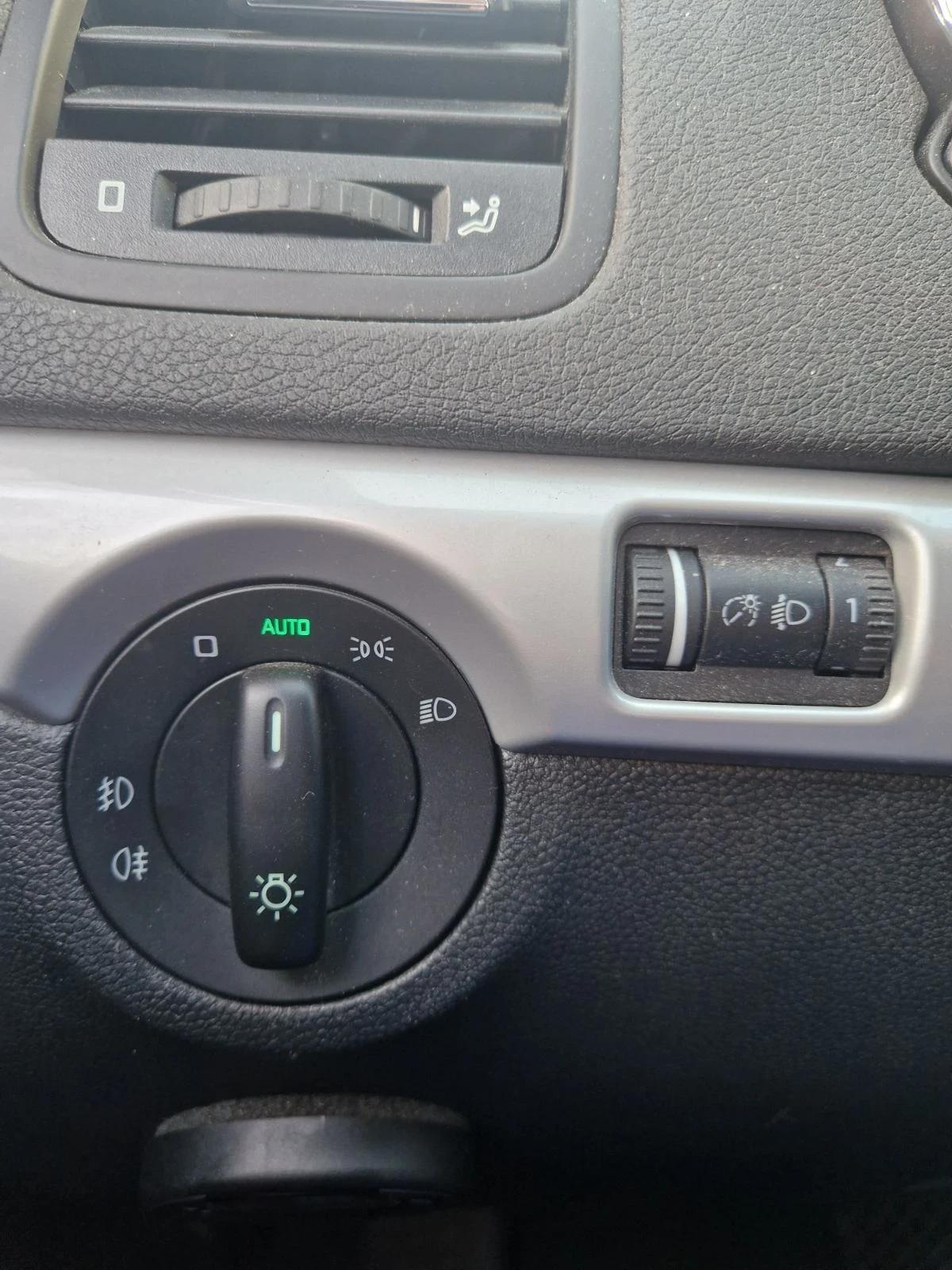 Skoda Yeti 4х4, 2TDI, снимка 9 - Автомобили и джипове - 54409838