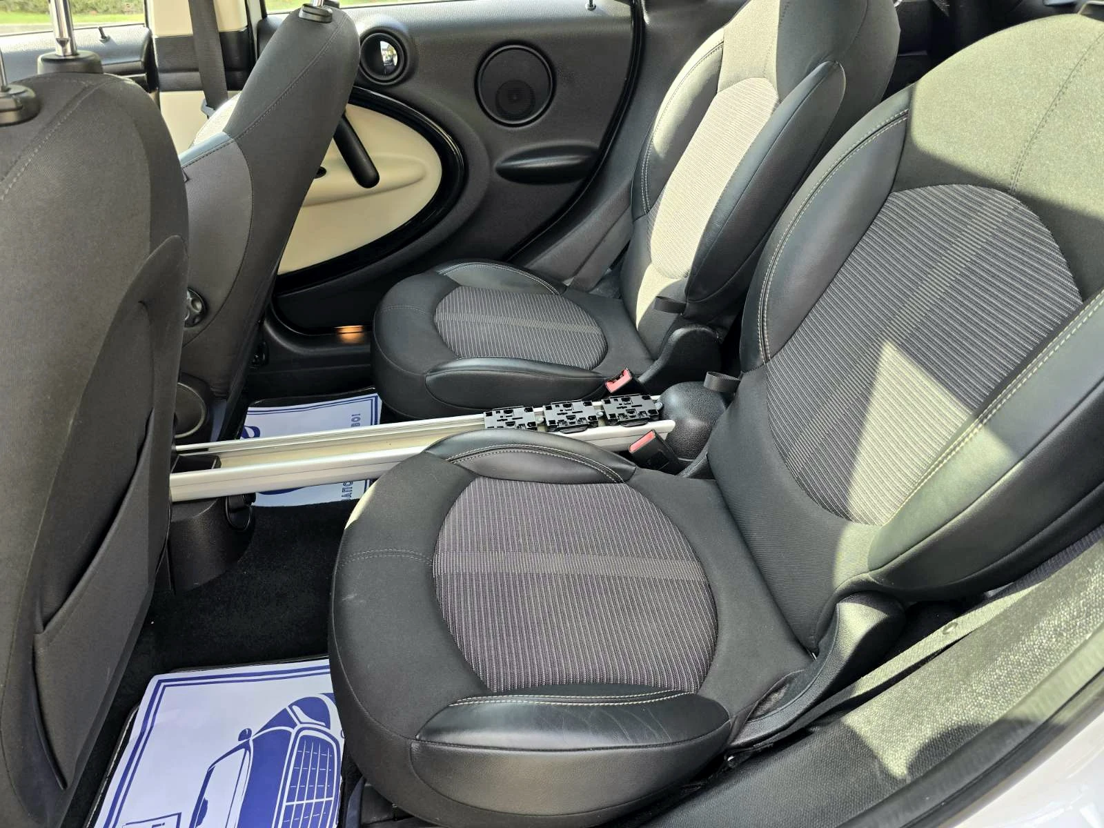 Mini Countryman 1.6D/КОЖА/ПАНОРАМА, снимка 13 - Автомобили и джипове - 54818783