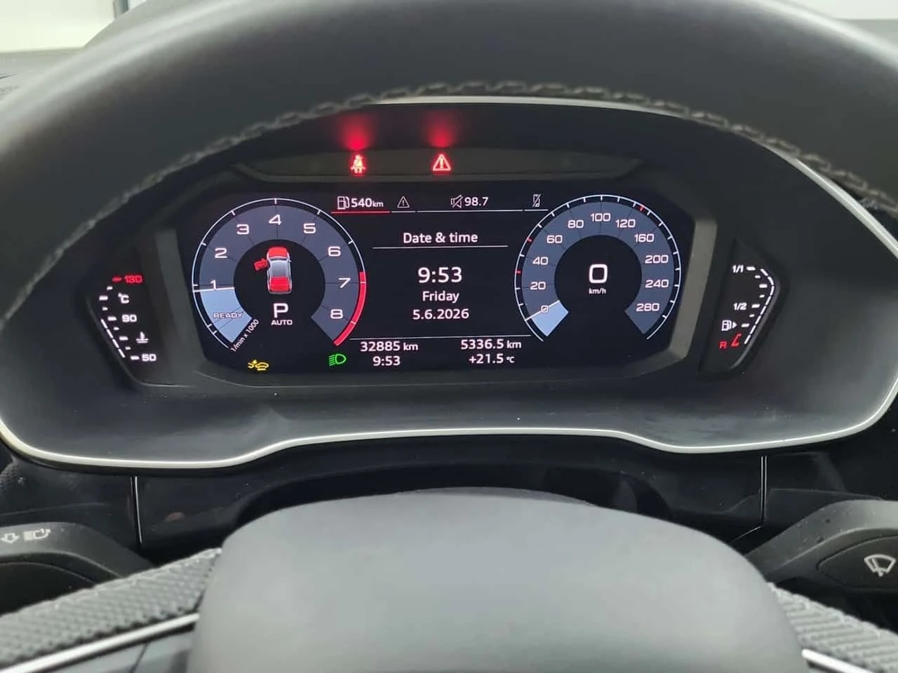 Audi Q3 * Progressiv * CARFAX * БЕЗ ПЪРВОНАЧАЛНА ВНОСКА, снимка 8 - Автомобили и джипове - 54906348