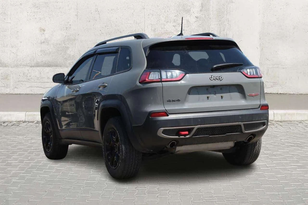 Jeep Cherokee * Trailhawk | Gps| SiriusXM| BkpCam| HtdSeats| Dri, снимка 4 - Автомобили и джипове - 54948199