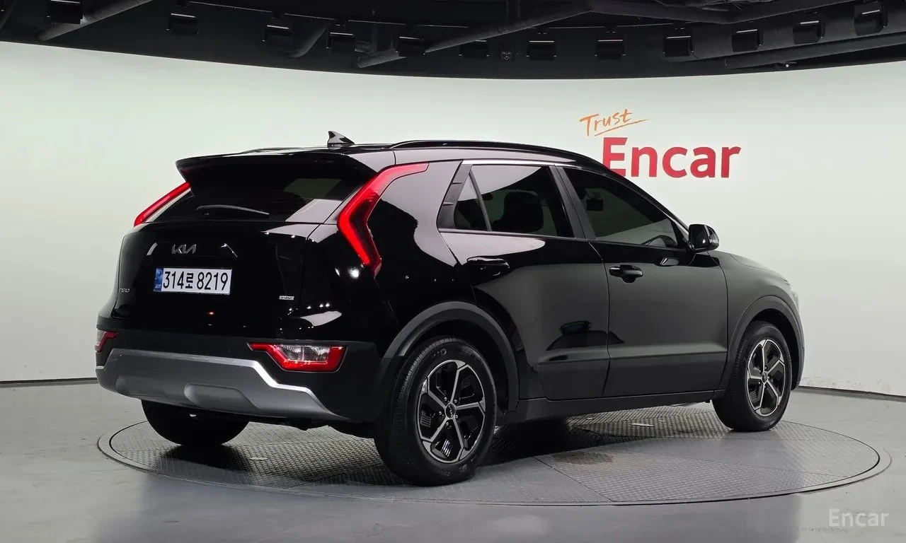 Kia Niro Hybrid Prestige | HUD | Обдухване, снимка 2 - Автомобили и джипове - 55546614
