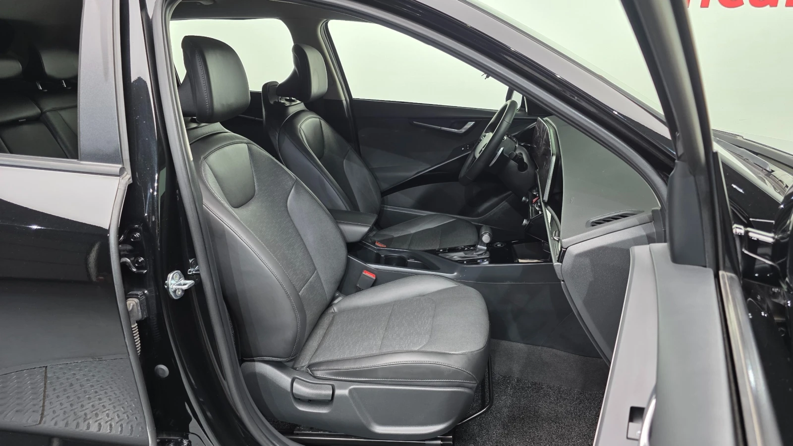 Kia Niro Hybrid Prestige | HUD | Обдухване, снимка 16 - Автомобили и джипове - 55546614