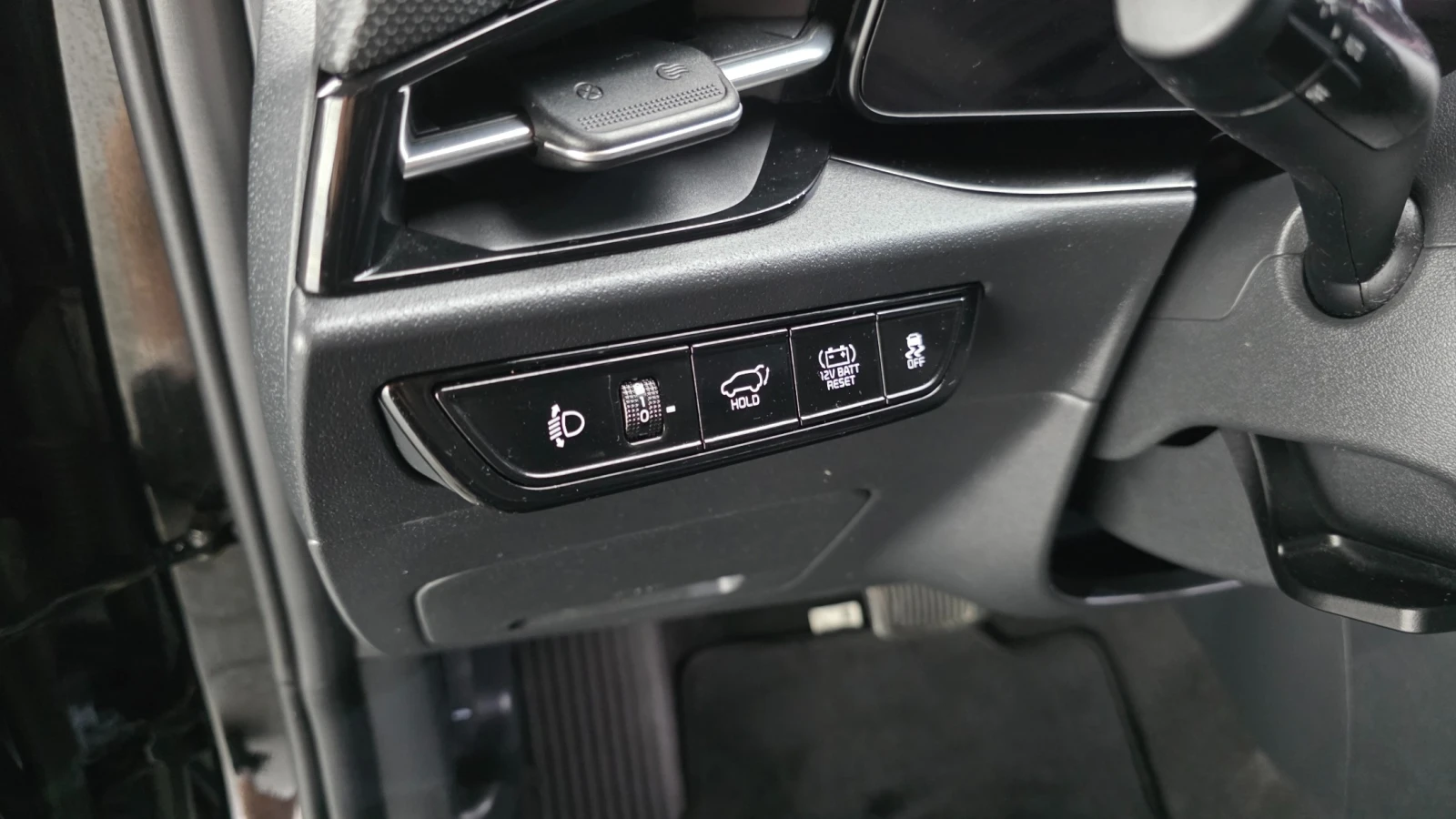 Kia Niro Hybrid Prestige | HUD | Обдухване, снимка 12 - Автомобили и джипове - 55546614