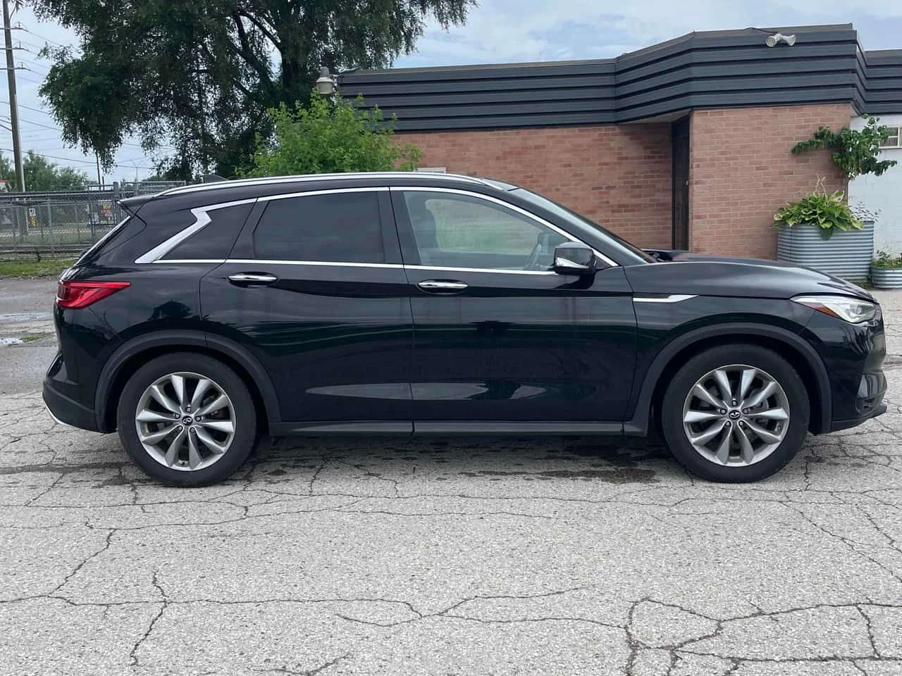Infiniti QX50 AWD / CARFAX / ВИДЕО / АВТОКРЕДИТ , снимка 3 - Автомобили и джипове - 55594877