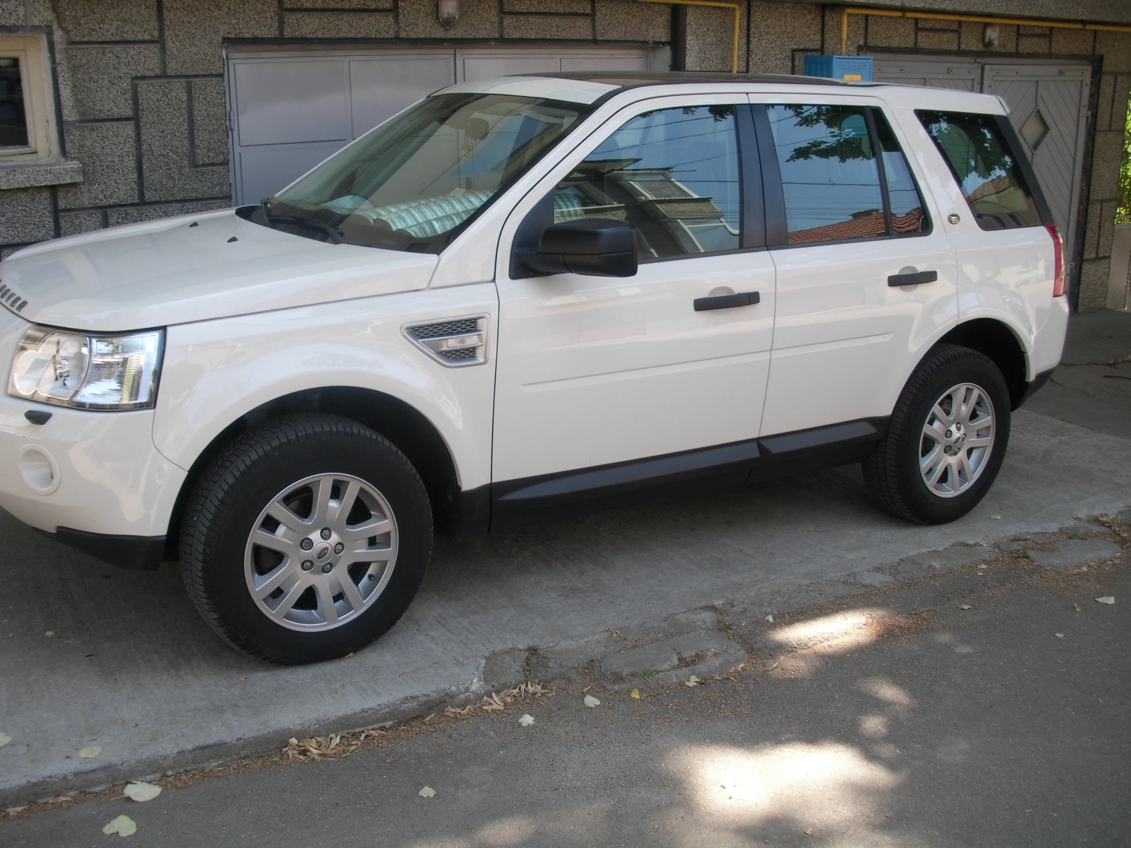 Land Rover Freelander 2, снимка 3 - Автомобили и джипове - 55615478