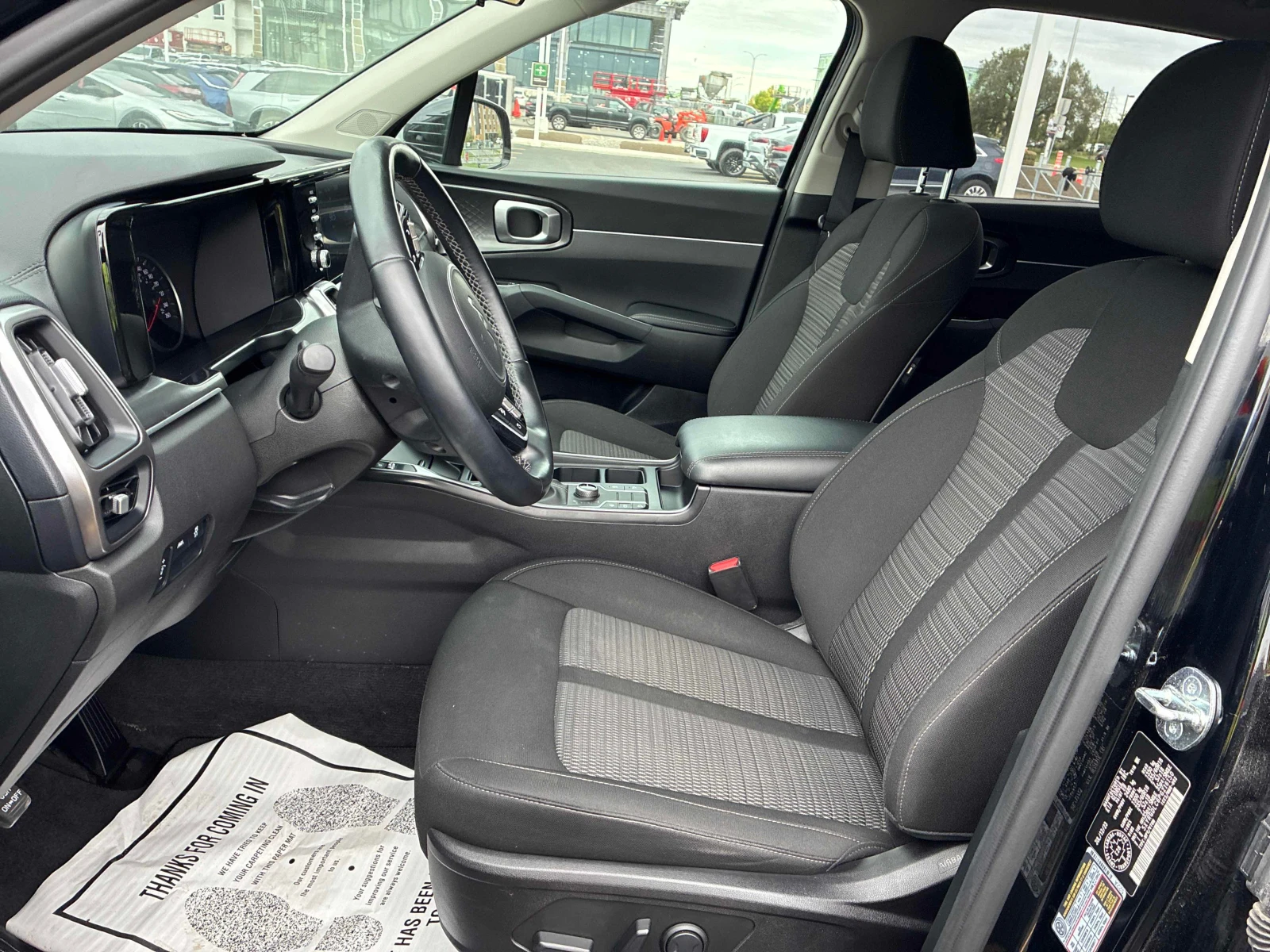 Kia Sorento * AWD * АВТОКРЕДИТ БЕЗ ПЪРВОНАЧАЛНА ВНОСКА* , снимка 13 - Автомобили и джипове - 56127507