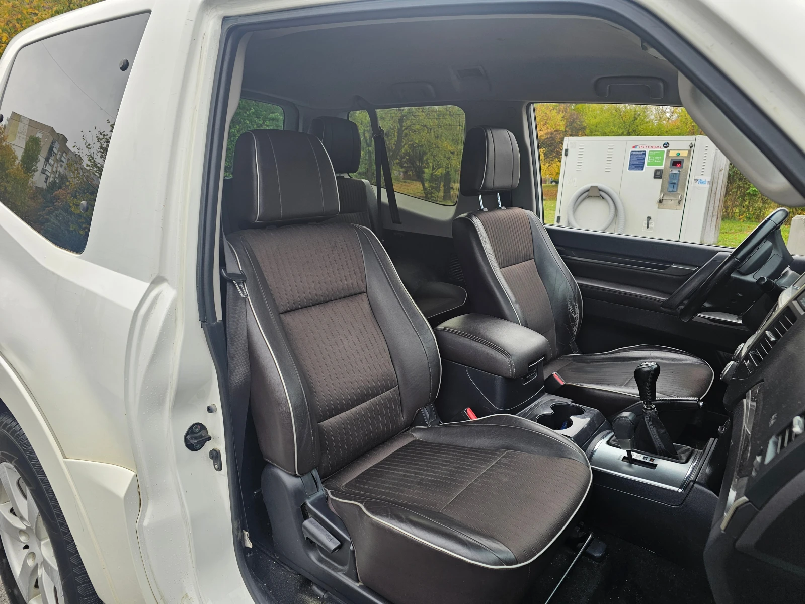 Mitsubishi Pajero, снимка 14 - Автомобили и джипове - 56730007
