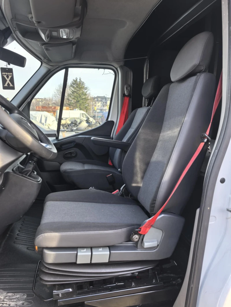 Renault Master 2.3dci, снимка 6 - Бусове и автобуси - 48497912