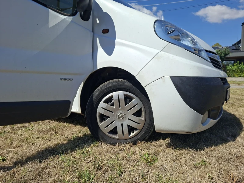 Opel Vivaro, снимка 2 - Бусове и автобуси - 51468233