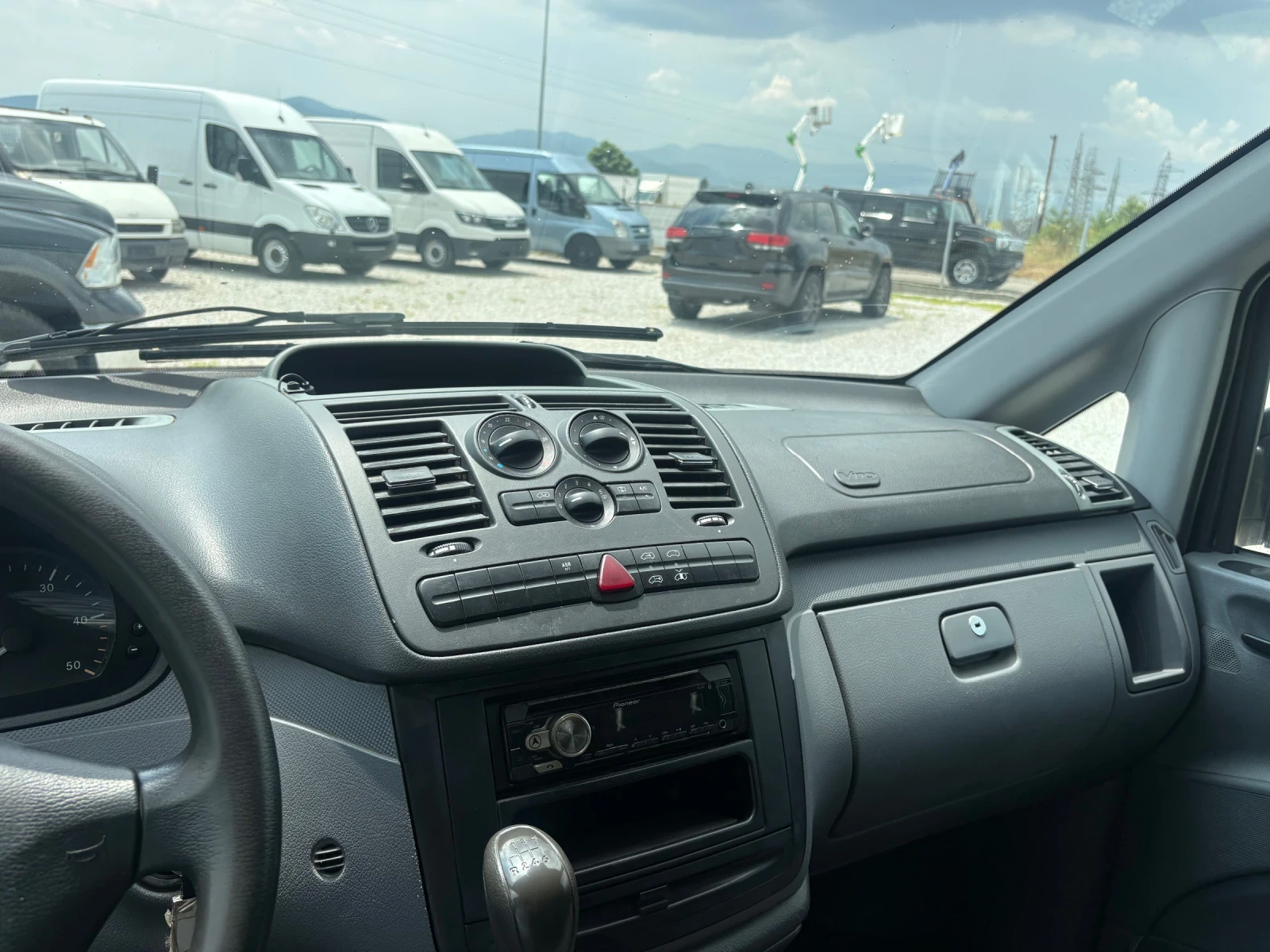 Mercedes-Benz Vito 115 CDI, снимка 10 - Бусове и автобуси - 55145785