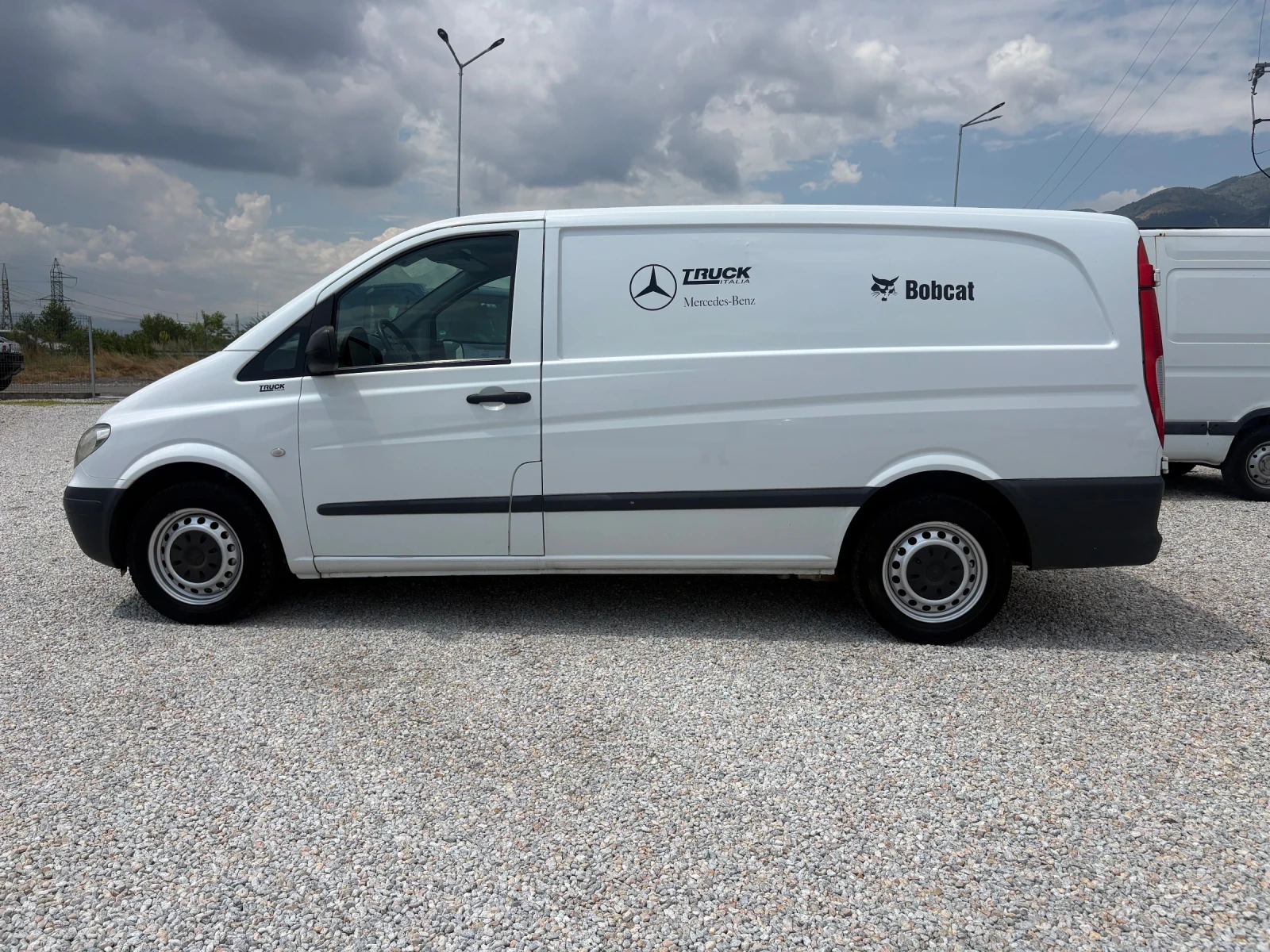 Mercedes-Benz Vito 115 CDI, снимка 7 - Бусове и автобуси - 55145785