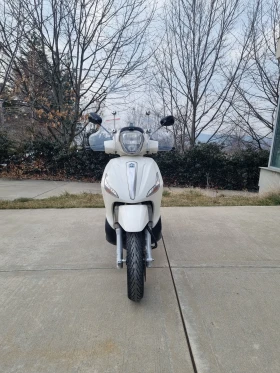 Piaggio Beverly 350i 13000km, снимка 3