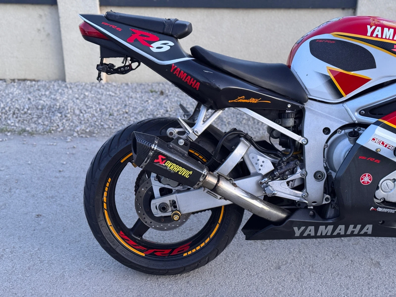 Yamaha YZF-R6 Yamaha R6  - изображение 8