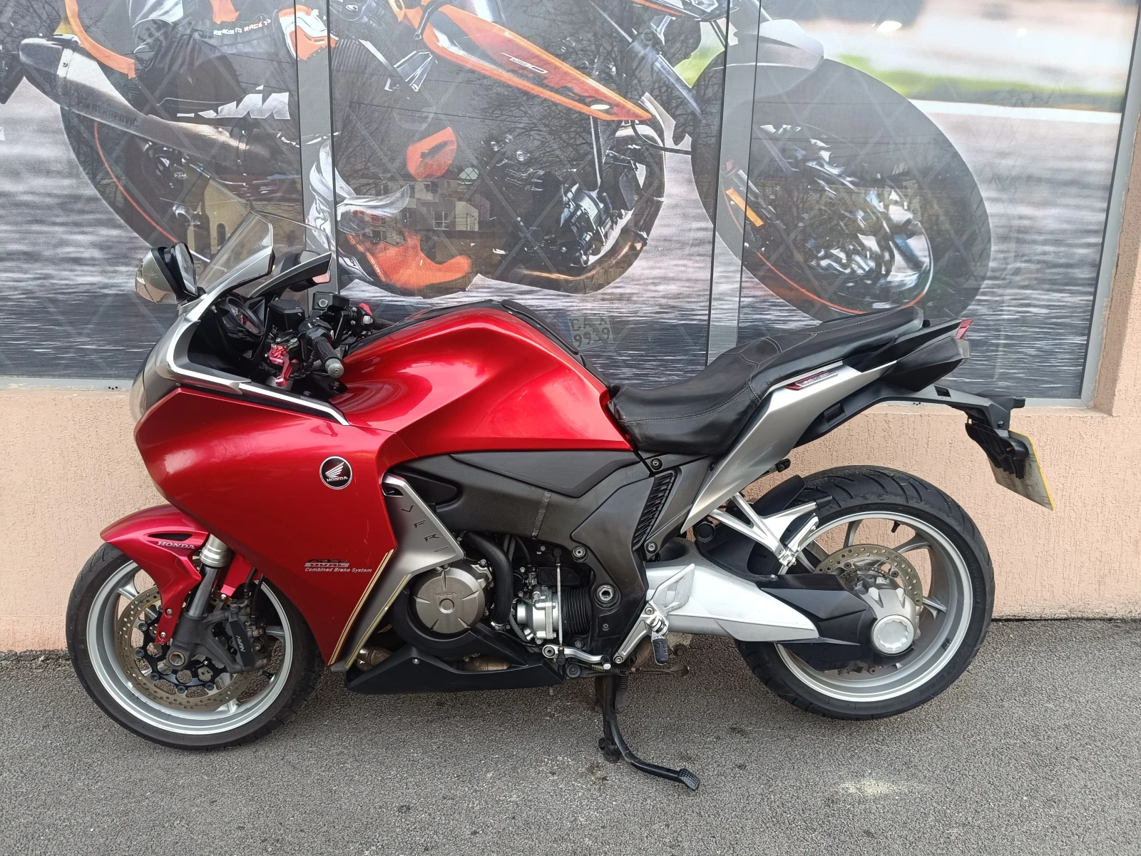 Honda Vfr 1200F ABS - изображение 9