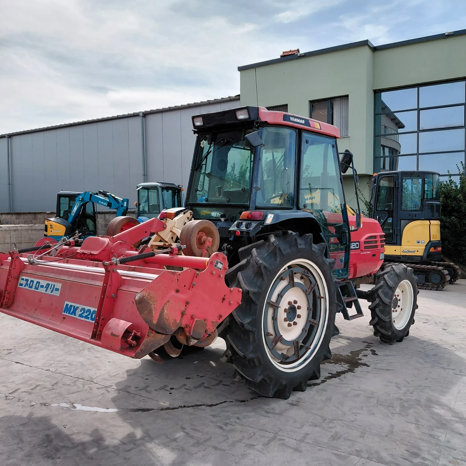 Трактор Yanmar AF-620 * КЛИМАТИК * НАЛИЧЕН * ТОП СЪСТОЯНИЕ * , снимка 3 - Селскостопанска техника - 51970206