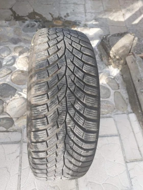 Гуми Зимни 205/55R16, снимка 1