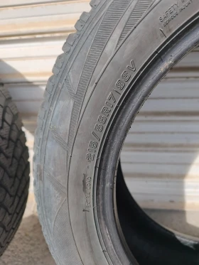 Гуми Зимни 215/55R17, снимка 4