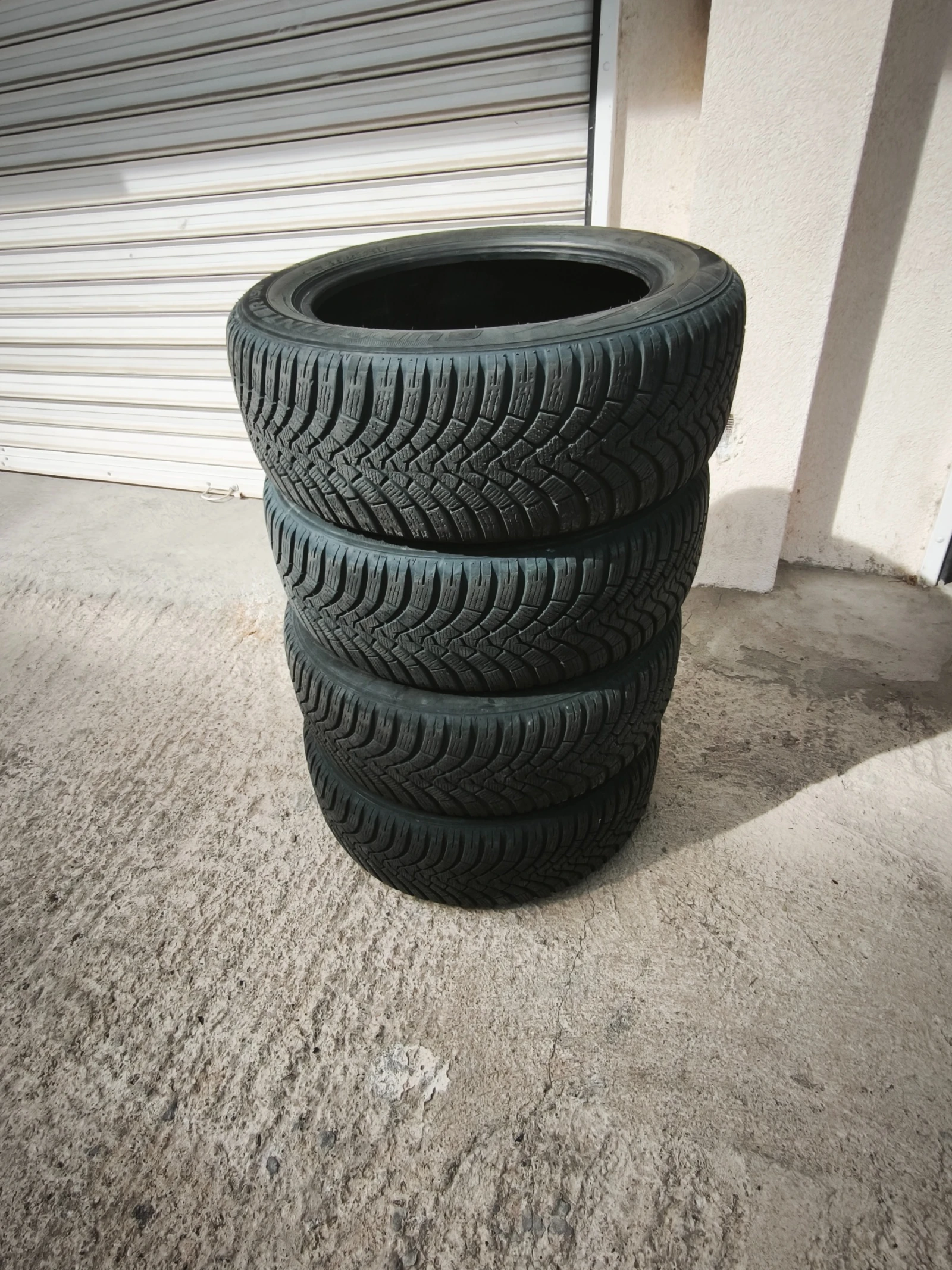 ���� 215/55R17 | Mobile.bg � ����������� 2