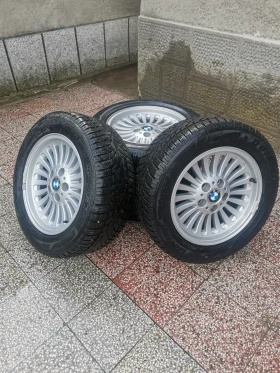 Гуми с джанти Dunlop 225/55R16, снимка 2 - Гуми и джанти - 47547333