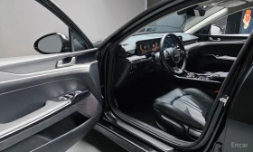 Kia K5 Prestige* 2.0* КОЖА* ПОДГРЕВ* ОБДУХ* LINE ASS* НАВ, снимка 9
