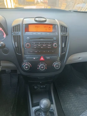 Kia Ceed, снимка 10