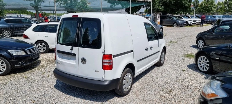 VW Caddy 1.6tdi+ klima, снимка 4 - Автомобили и джипове - 42841577