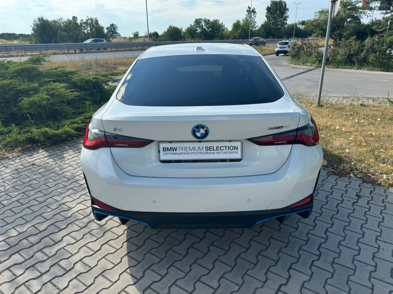 BMW i4 eDrive40 Гран Купе, снимка 8 - Автомобили и джипове - 46989029