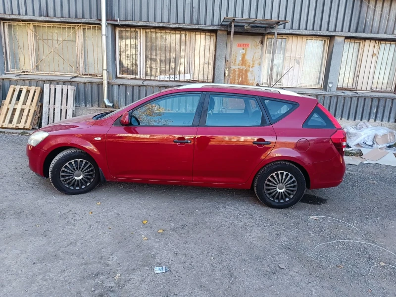 Kia Ceed, снимка 3 - Автомобили и джипове - 47905745