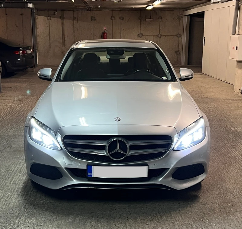 Mercedes-Benz C 220, снимка 2 - Автомобили и джипове - 48078346