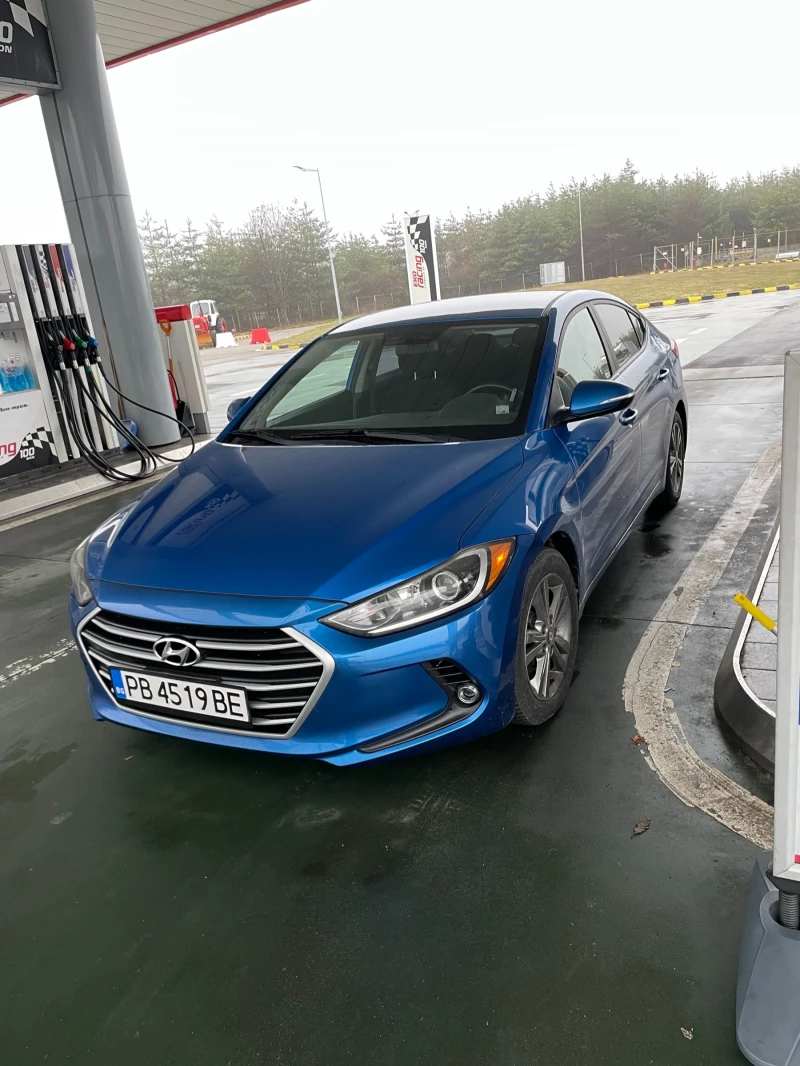 Hyundai Elantra 2.0 DOHC, снимка 2 - Автомобили и джипове - 48600848